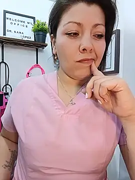 Chat XXX en directo de SARA_21-