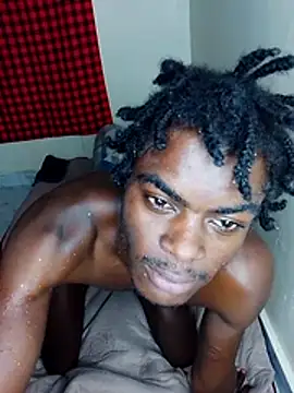 Femmenigma Chat XXX live