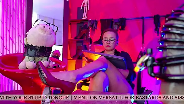 MistressSlut1's Live XXX Chat