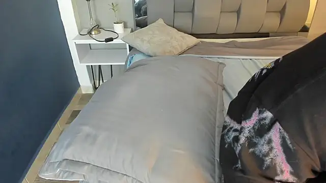 Charlie___Musk 即時 XXX 聊天