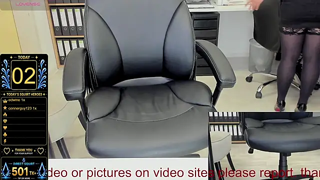 squirt_milf_viktoria live XXX chat