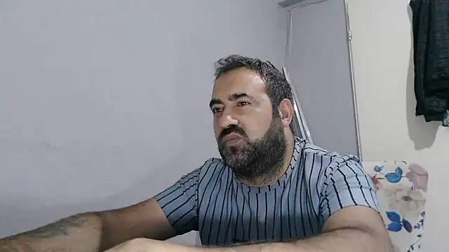 Chatroom XXX en direct de -Hunter_Blaze-