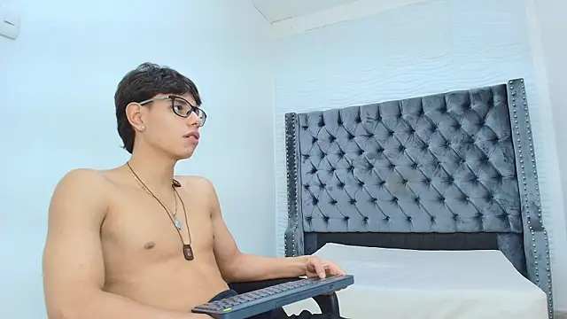 Lenny_knox2 XXX чат на живо