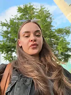 KristiRich Adlı Modelin Canlı XXX Sohbeti