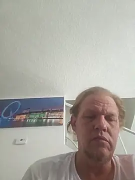 yourMasterisBored – Naživo XXX chat
