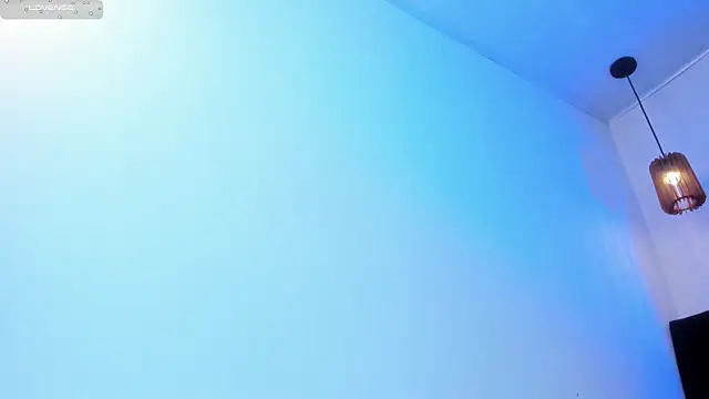 dolly_zoeのライブXXXチャット