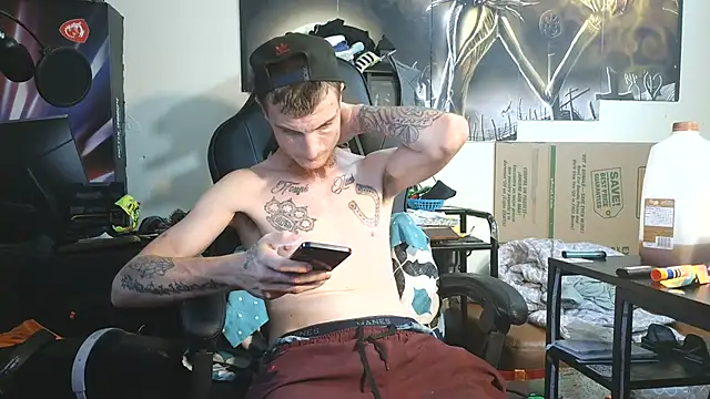 jizzyglizzy92 Шоу с уебкамера