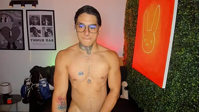 Simon_cortes 即時 XXX 聊天