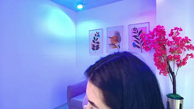 دردشة Rainy_doll الجنسية المباشرة