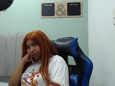Chatroom XXX en direct de Kitty_summer