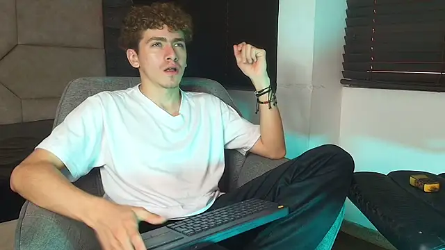 Tyler_Mcrey Pertunjukan Webcam