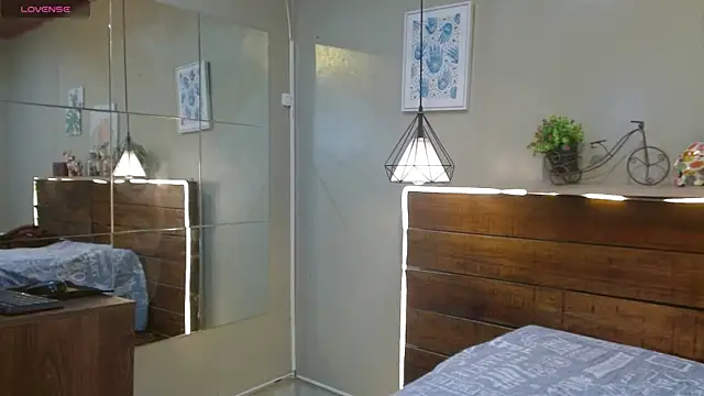XXX chat uživo modela FelipeFriendly