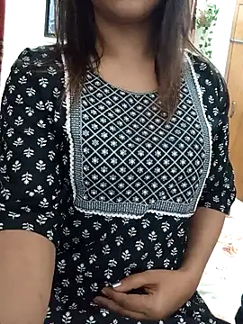 Tanha18 – Live XXX-chat