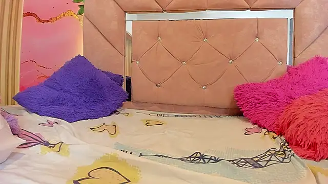 Chat +18 de sweet__luna__ ao vivo