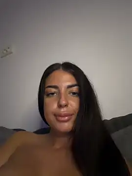OlyviaDelight Adlı Modelin Canlı XXX Sohbeti