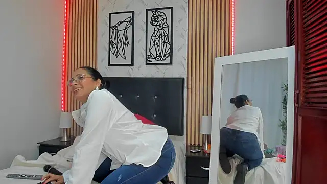 AnnaArela 라이브 XXX 채팅