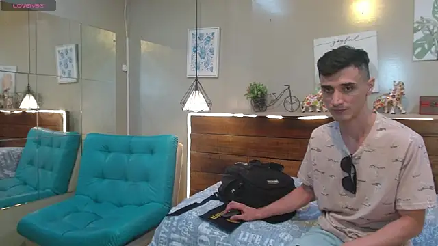FelipeFriendly – Naživo XXX chat