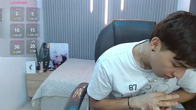 StiwenTwinkn Live XXX chat