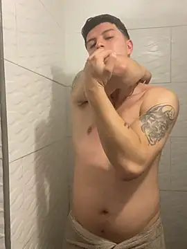 Goldenknight33 Live XXX-chat