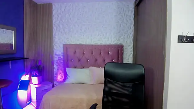 Chatroom XXX en direct de julieta_fn