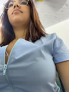 Živý XXX chat babysaritaa