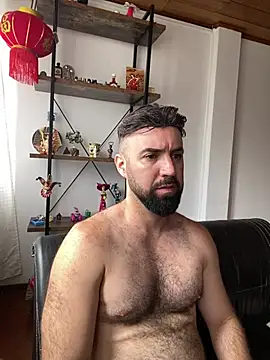 ADONIS_ART01 XXX чат на живо