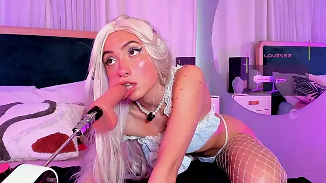 Anseru_ Adlı Modelin Canlı XXX Sohbeti