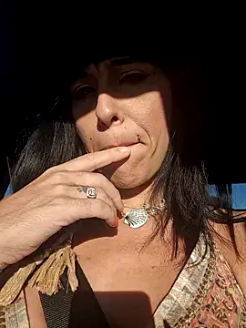 misscectito13 Adlı Modelin Canlı XXX Sohbeti