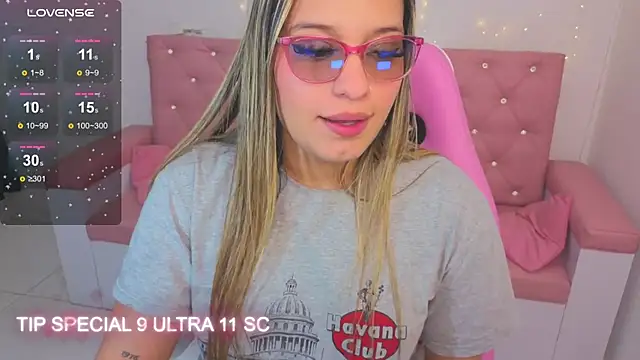XXX chat uživo modela Paris09_v_