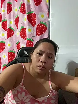 -CLARAMommy-'s Live XXX Chat