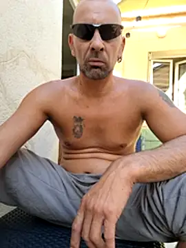 NewBigcockhere Adlı Modelin Canlı XXX Sohbeti