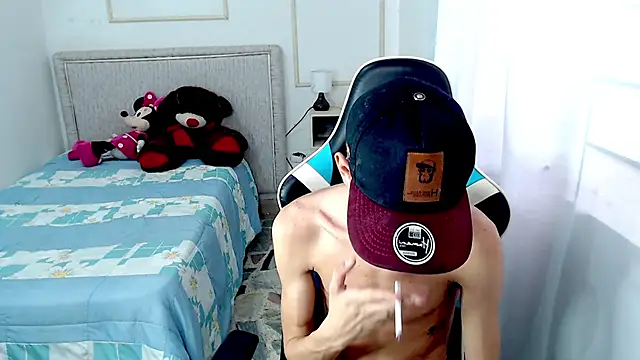 Chat +18 de YorYo_hot ao vivo