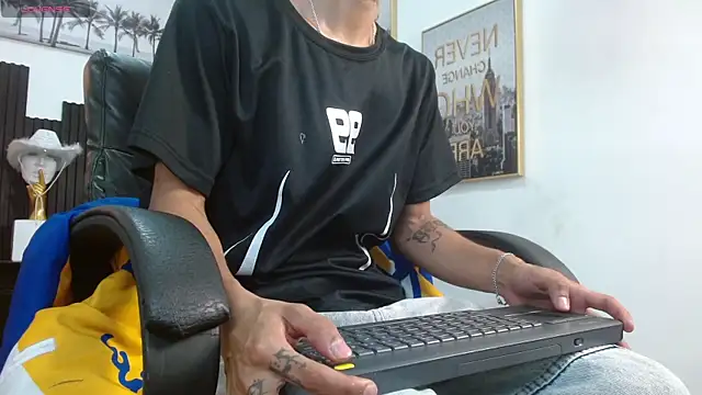 Chat XXX en directo de Duncan_brown