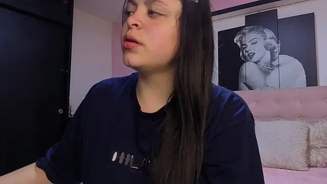 Cute_Angell_ Chat XXX in diretta