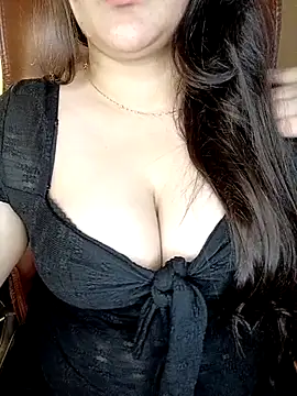 Ira_90 Chat XXX in diretta