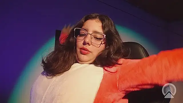 Pao_Ly Adlı Modelin Canlı XXX Sohbeti