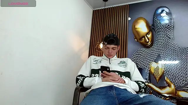 Chat XXX ao vivo de NhicolasMuller