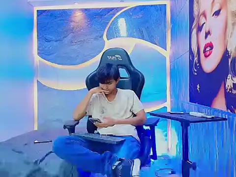 Chat XXX ao vivo de Benjamin_Alam