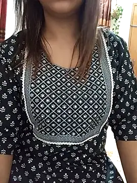 Tanha18 – Naživo XXX chat