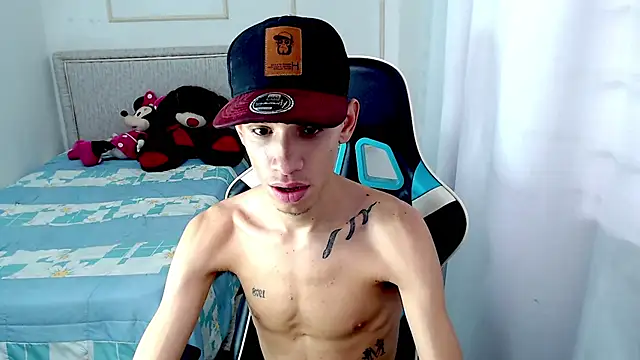 YorYo_hot élő XXX-chatje