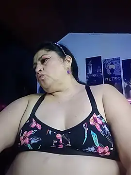 Chatroom XXX en direct de Keyla01_