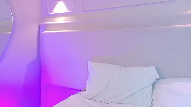 دردشة NaomiKlarc الجنسية المباشرة