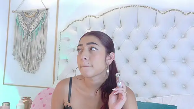 Czat XXX na żywo – Sara_funy