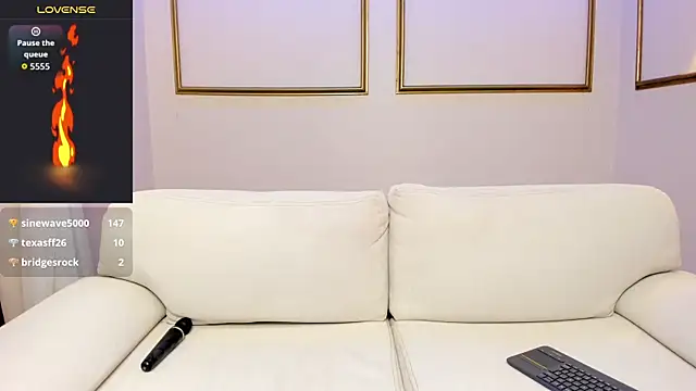 MiaLiore_'s Live XXX Chat