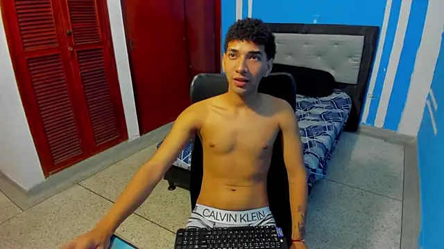 Chatroom XXX en direct de efrain_boy