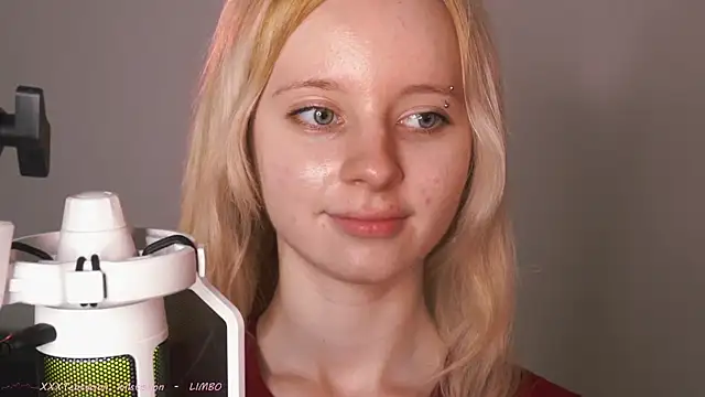 quake_123 Adlı Modelin Canlı XXX Sohbeti