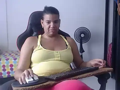 צ'אט XXX בשידור חי של Adriana_0312