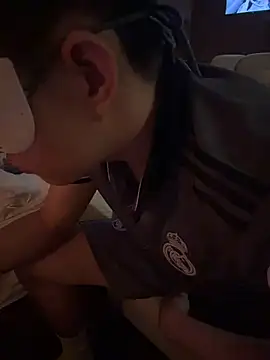 boyhigh1997 – Naživo XXX chat