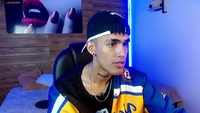 Duncan_brown Live XXX-Chat