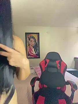Miaswwe's Live XXX Chat